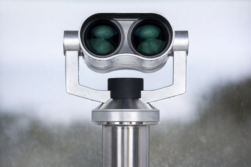 25×100 optical system – detailed and stable image