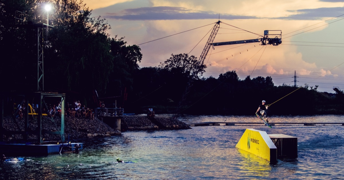 Jak jsem fotil wakeboarding se studiovými blesky