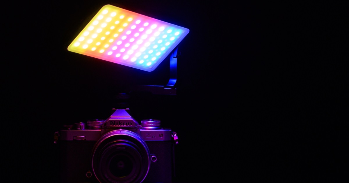 ? LED MINI RGB 12 PIXEL: Univerzální pomocník pro foto a video za 1 990 Kč
